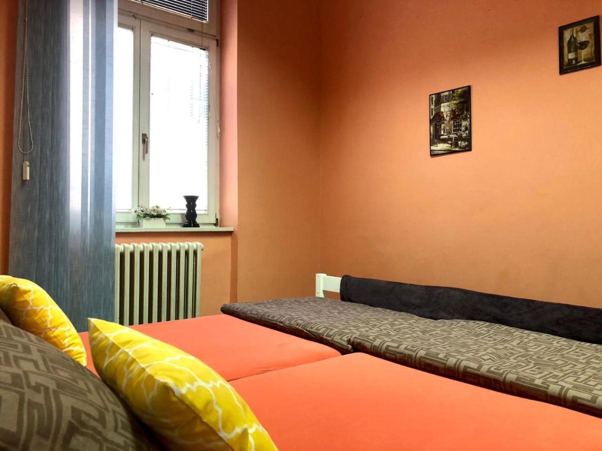 Spacious Tuzlaks Apartments Sarajevo Ferhadija ภายนอก รูปภาพ